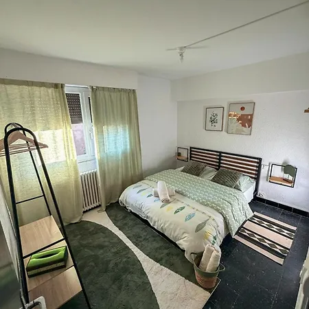 Διαμέρισμα Les Fleurs De La Cite - T3 Parking Prive Et Terrasse Jardin Prive *