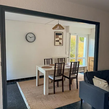 Les Fleurs De La Cite - T3 Parking Prive Et Terrasse Jardin Prive * Καρκασόν